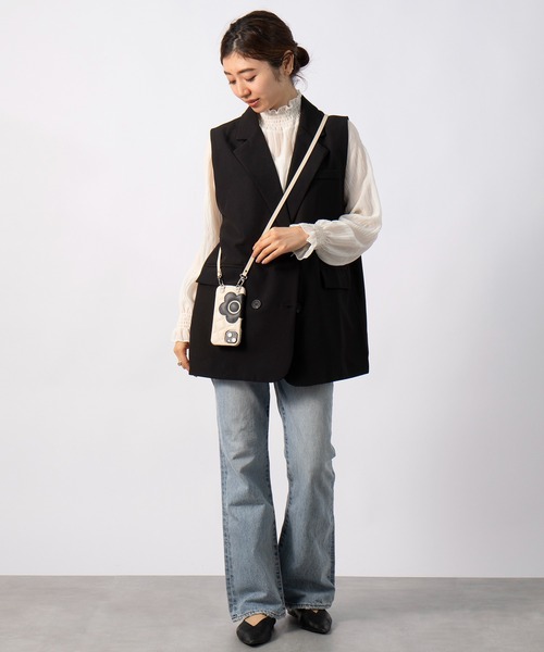 MARY QUANT】キルトレザースリングケース iPhone 15 / iPhone 14