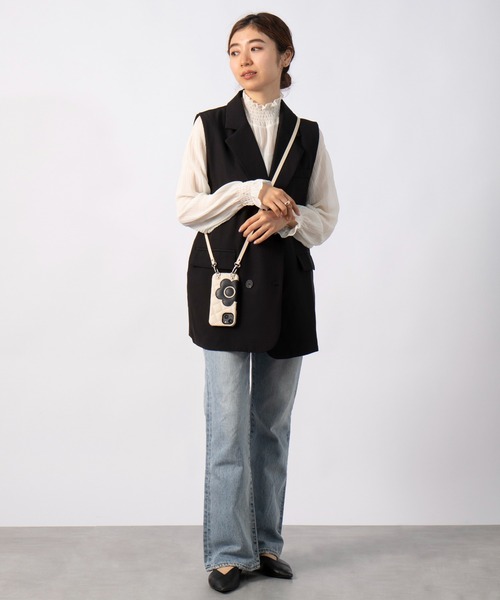 【MARY QUANT】キルトレザースリングケース iPhone 15 / iPhone 14 / iPhone 13 兼用スマホショルダーケース(スマホケース/カバー)|MARY QUANT(マリークヮント) 【MARY QUANT】キルトレザースリングケース iPhone 15 / iPhone 14 / iPhone 13 兼用スマホショルダーケース(スマホケース/カバー)|MARY QUANT(マリークヮント)