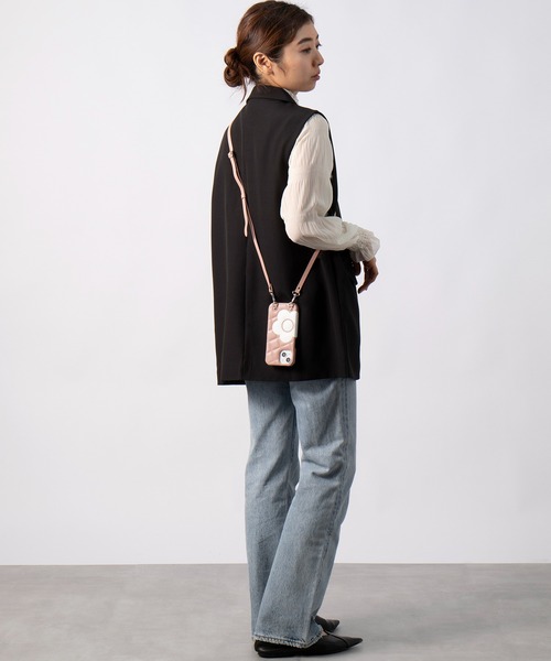 【MARY QUANT】キルトレザースリングケース iPhone 15 / iPhone 14 / iPhone 13 兼用スマホショルダーケース(スマホケース/カバー)|MARY QUANT(マリークヮント) 【MARY QUANT】キルトレザースリングケース iPhone 15 / iPhone 14 / iPhone 13 兼用スマホショルダーケース(スマホケース/カバー)|MARY QUANT(マリークヮント)