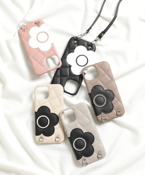 【MARY QUANT】キルトレザースリングケース iPhone 15 / iPhone 14 / iPhone 13 兼用スマホショルダーケース(スマホケース/カバー)|MARY QUANT(マリークヮント) 【MARY QUANT】キルトレザースリングケース iPhone 15 / iPhone 14 / iPhone 13 兼用スマホショルダーケース(スマホケース/カバー)|MARY QUANT(マリークヮント)