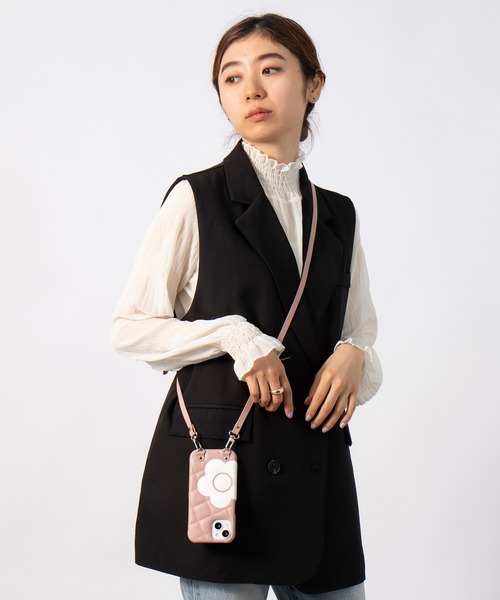 MARY QUANT】キルトレザースリングケース iPhone 15 / iPhone 14