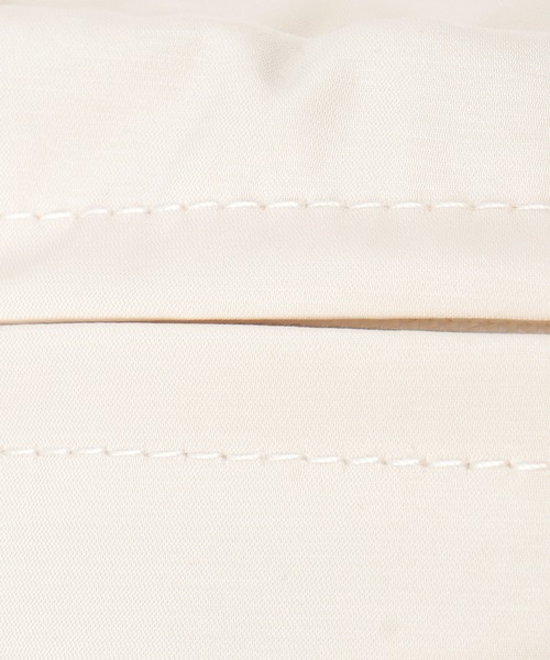 notch.（ノッチ）の「ボディバッグ（ボディバッグ/ウエストポーチ・レディース・オフホワイト/ブラック/シルバー/チャコール・ONESIZE）」の15枚目の写真