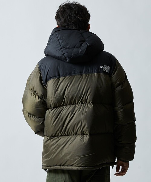 THE NORTH FACE（ザノースフェイス）の「THE NORTH FACE/ザノースフェイス Nuptse Hoodie / ヌプシフーディー / ND92331（ダウンジャケット/コート・メンズ・ブラック/ブラウン/オリーブ・X-LARGE/LARGE/MEDIUM/XX-LARGE/SMALL）」の14枚目の写真