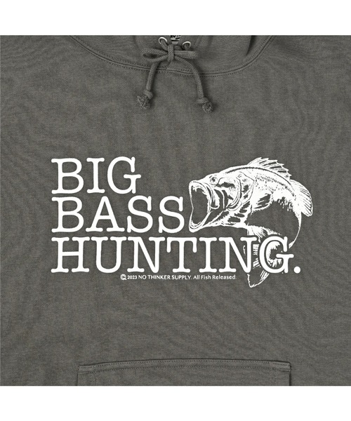 NOTHINKER（ノーシンカー）の「BIG BASS HUNTING BITE Hoodie（パーカー・メンズ・オリーブ/グレー系その他/レッド・LARGE/MEDIUM/X-LARGE）」の9枚目の写真