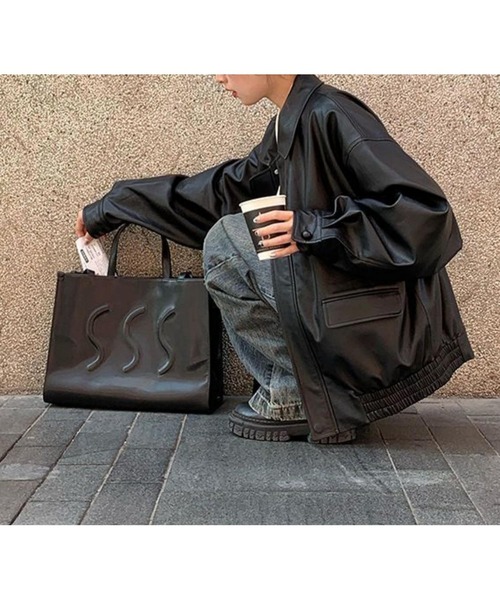 MAISON DE THERESE（メゾン ド テレーズ）の「ビッグシルエットフェイクレザー ライダースPUブルゾン/ジャケット【男女兼用】（ライダースジャケット・レディース・ブラウン/ブラック・FREE）」の18枚目の写真