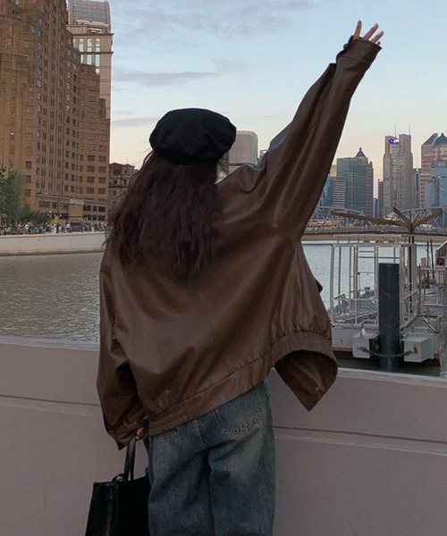 MAISON DE THERESE（メゾン ド テレーズ）の「ビッグシルエットフェイクレザー ライダースPUブルゾン/ジャケット【男女兼用】（ライダースジャケット・レディース・ブラウン/ブラック・FREE）」の3枚目の写真