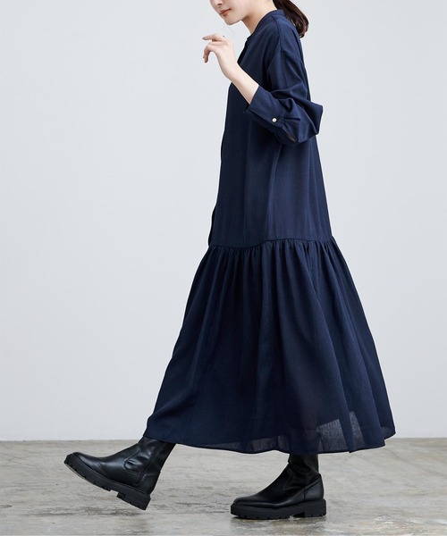 UR'S(ユアーズ)の「バンドカラーティアードワンピース(ワンピース・レディース・ネイビー/オフホワイト・S/M/L)」の2枚目の写真