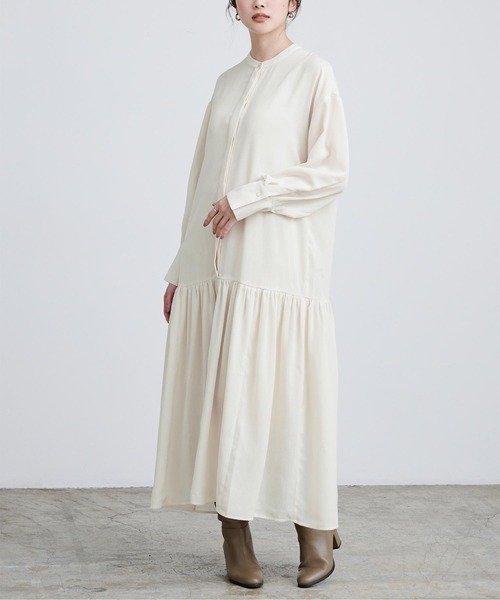 UR'S(ユアーズ)の「バンドカラーティアードワンピース(ワンピース・レディース・ネイビー/オフホワイト・S/M/L)」の6枚目の写真