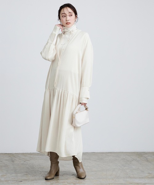 UR'S(ユアーズ)の「バンドカラーティアードワンピース(ワンピース・レディース・ネイビー/オフホワイト・S/M/L)」の3枚目の写真