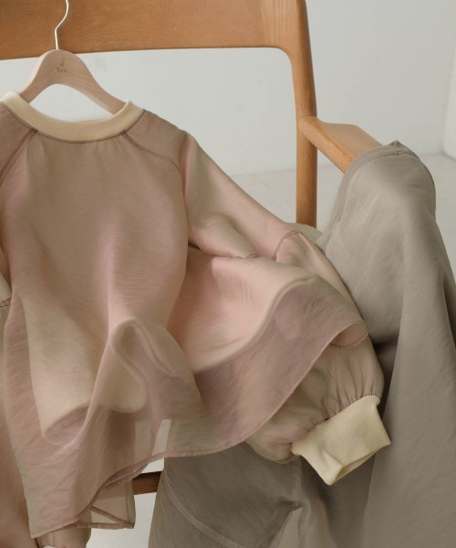 Bab（バブ）の「【裏起毛】シアーレイヤードスウェット（スウェット・レディース・杢グレー/グレイッシュベージュ/ホワイト系その他・FREE）」の17枚目の写真