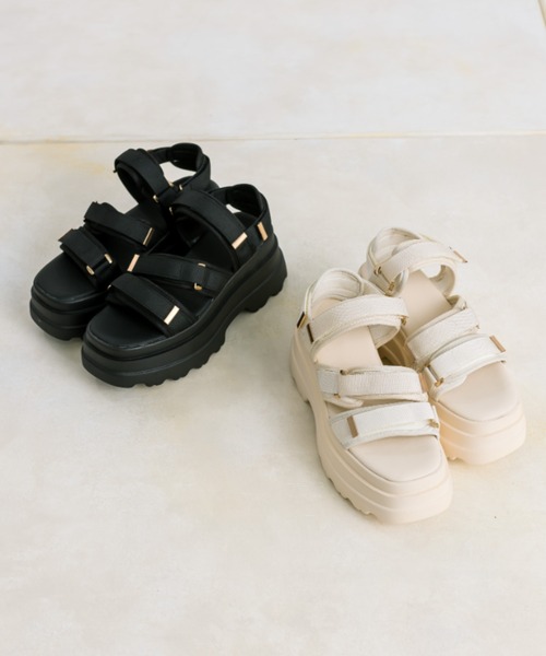 OLIVE des OLIVE（オリーブデオリーブ）の「ボリュームソールスポーツサンダル　1041130060（サンダル・レディース・ブラック/アイボリー・LARGE/MEDIUM/SMALL/X-LARGE）」の3枚目の写真