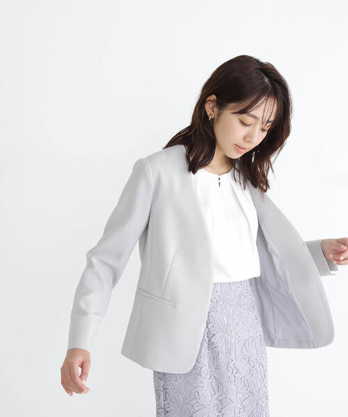 NATURAL BEAUTY BASIC(ナチュラルビューティーベーシック)の「◇PeサテンストレッチSETUPシリーズ ノーカラージャケット(ノーカラージャケット・レディース・ネイビー/グレー・LARGE/MEDIUM/SMALL)」の7枚目の写真