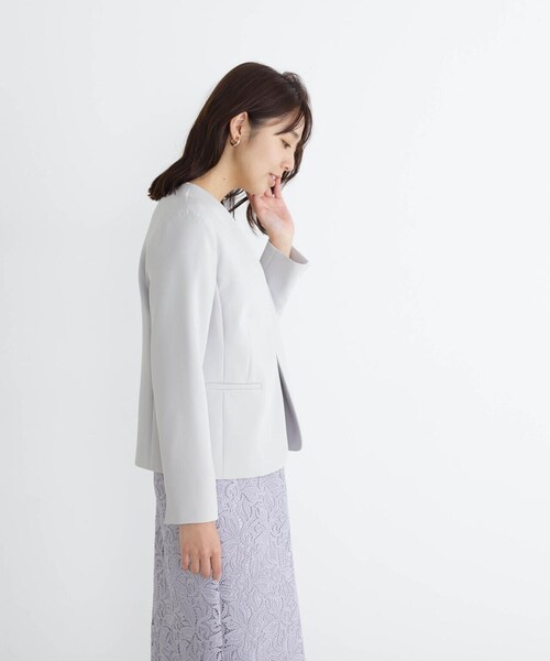 NATURAL BEAUTY BASIC(ナチュラルビューティーベーシック)の「◇PeサテンストレッチSETUPシリーズ ノーカラージャケット(ノーカラージャケット・レディース・ネイビー/グレー・LARGE/MEDIUM/SMALL)」の11枚目の写真