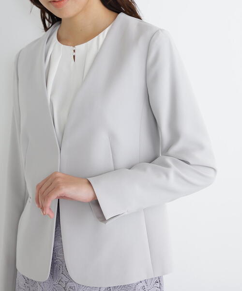 NATURAL BEAUTY BASIC(ナチュラルビューティーベーシック)の「◇PeサテンストレッチSETUPシリーズ ノーカラージャケット(ノーカラージャケット・レディース・ネイビー/グレー・LARGE/MEDIUM/SMALL)」の14枚目の写真