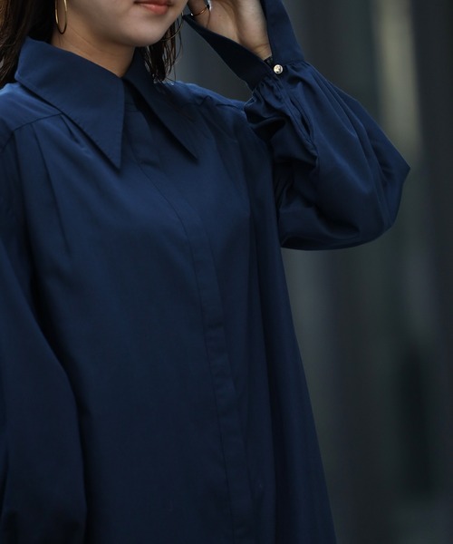 Bonjour Sagan（ボンジュールサガン）の「バックピンタックロングカラーシャツワンピース（シャツワンピース・レディース・ネイビー/オフホワイト・FREE）」の20枚目の写真