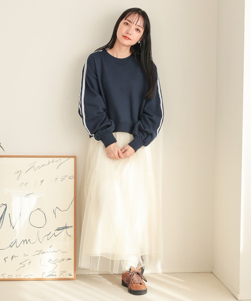 LOWRYS FARM（ローリーズファーム）の「ラインウラケプルオーバーＬＳ　995959（スウェット・レディース・ネイビー/アイボリー/グレー・FREE）」の7枚目の写真