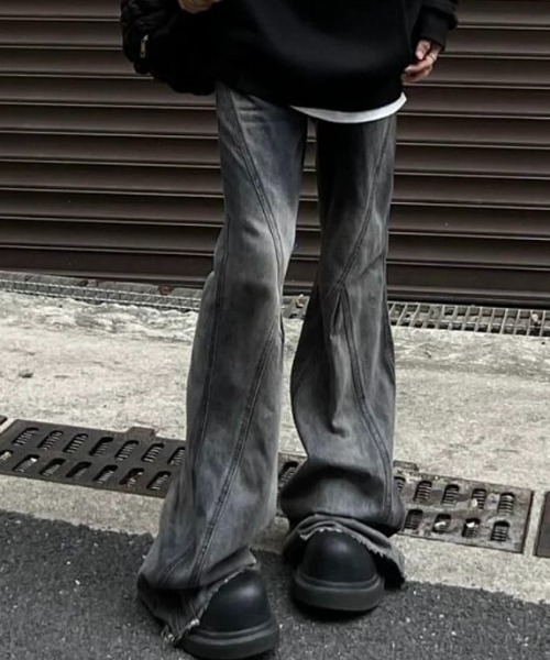 Sibra（シブラ）の「グラデーションヘビーワイドデニムパンツ（デニムパンツ・レディース・グレー・M）」の2枚目の写真