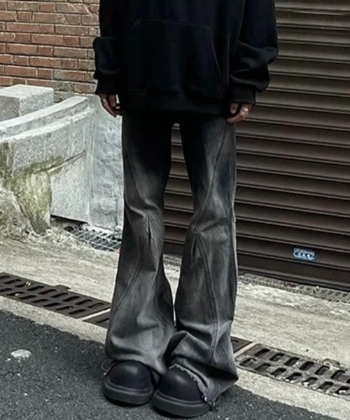 Sibra（シブラ）の「グラデーションヘビーワイドデニムパンツ（デニムパンツ・レディース・グレー・M）」の6枚目の写真