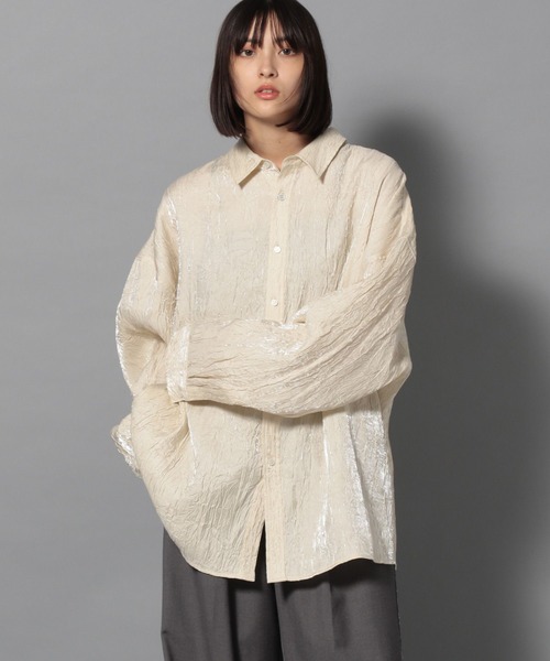 Anui(アニュイ)の「【UNISEX】グリッターシャツ(シャツ/ブラウス・レディース・オフホワイト/グレー・MEDIUM)」の3枚目の写真