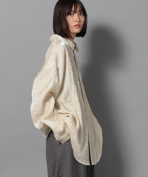 Anui(アニュイ)の「【UNISEX】グリッターシャツ(シャツ/ブラウス・レディース・オフホワイト/グレー・MEDIUM)」の4枚目の写真