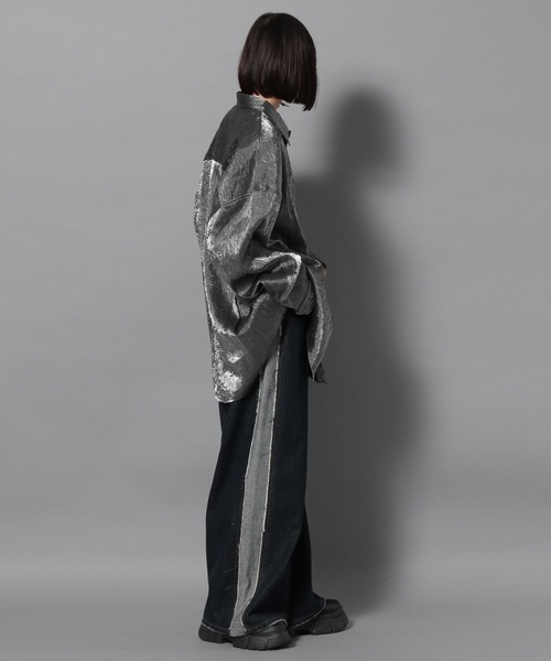 Anui(アニュイ)の「【UNISEX】グリッターシャツ(シャツ/ブラウス・レディース・オフホワイト/グレー・MEDIUM)」の17枚目の写真