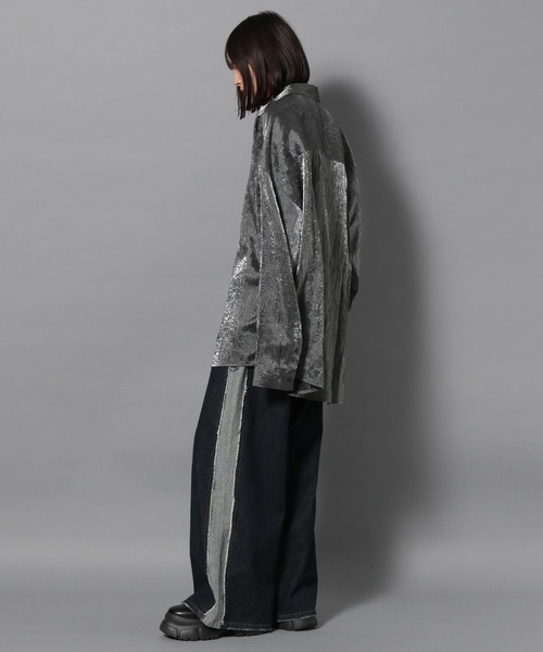 Anui(アニュイ)の「【UNISEX】グリッターシャツ(シャツ/ブラウス・レディース・オフホワイト/グレー・MEDIUM)」の18枚目の写真