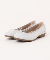 ELLE PLANETE（エルプラネット）の「【ELLE PLANET】パイピング リボンフラットパンプス（バレエシューズ）」