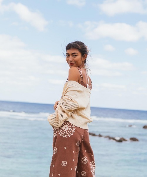 ROXY（ロキシー）の「BLOOMING DAYS/ロキシーショートレングスカーディガン（カーディガン/ボレロ・レディース・ホワイト/レッド/ブルー・SMALL/MEDIUM/LARGE）」の6枚目の写真