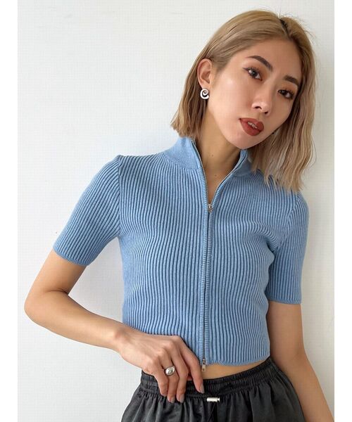 EMODA（エモダ）の「プレーティングハーフリブニット（ニット/セーター・レディース・ピンク/ホワイト/ブルー/ブラック・FREE）」の5枚目の写真