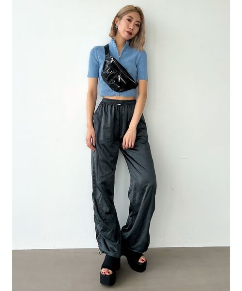 EMODA（エモダ）の「プレーティングハーフリブニット（ニット/セーター・レディース・ピンク/ホワイト/ブルー/ブラック・FREE）」の13枚目の写真