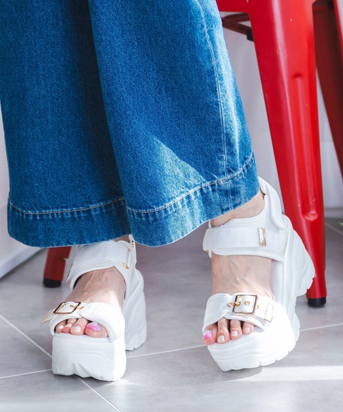 attagirl(アタガール)の「厚底スニーカーソールサンダル(サンダル・レディース・ホワイト/ライトブラウン/ブラック/シルバー・S/M/L/LL/3L)」の17枚目の写真