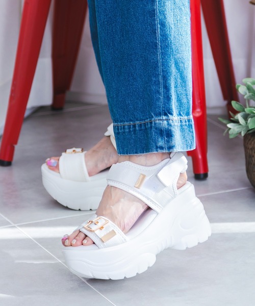 attagirl(アタガール)の「厚底スニーカーソールサンダル(サンダル・レディース・ホワイト/ライトブラウン/ブラック/シルバー・S/M/L/LL/3L)」の18枚目の写真