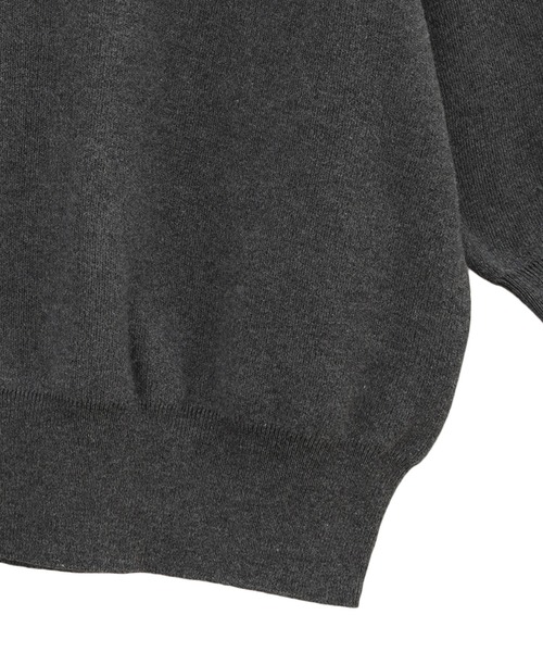 MANOF(マノフ)の「CURVE SLEEVE KNIT TOPS(ニット/セーター・レディース・グレー/ブラック/ホワイト/オレンジ・M/S)」の14枚目の写真