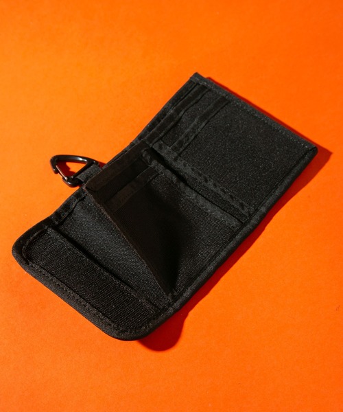 THRASHER(スラッシャー)の「【THRASHER/スラッシャー】カラビナ付き2つ折りウォレット(財布・メンズ・ブラック/ライトブラウン・FREE)」の8枚目の写真
