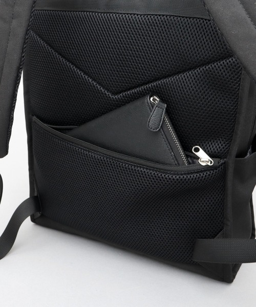 anello(アネロ)の「CABIN キャビン 撥水加工 10ポケット A4対応 トート型リュック 18L(バックパック/リュック・レディース・グレイッシュベージュ/ブラック/スミクロ・FREE)」の21枚目の写真