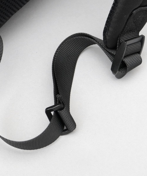 anello(アネロ)の「CABIN キャビン 撥水加工 10ポケット A4対応 トート型リュック 18L(バックパック/リュック・レディース・グレイッシュベージュ/ブラック/スミクロ・FREE)」の16枚目の写真