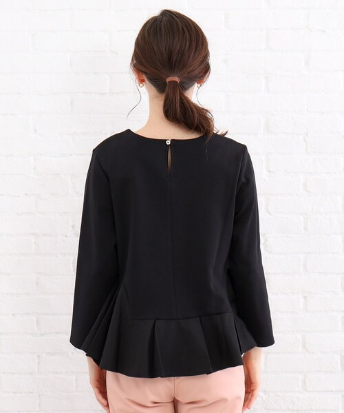 index(インデックス)の「◆異素材アシメペプラムトップス【洗濯機洗い可/ストレッチ】(Tシャツ/カットソー・レディース・ブラック/チャコールグレー/オフホワイト・40/38/42/36)」の18枚目の写真