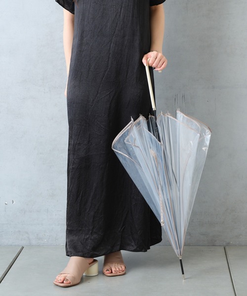 BIRTHDAY BAR(バースデイバー)の「クリアアンブレラ カラーパイピング(長傘・レディース・ブラウン/クリア・フリー)」の7枚目の写真