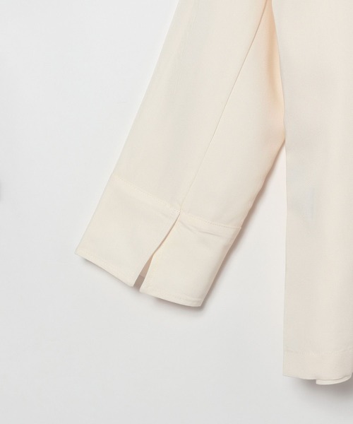BAYFLOW（ベイフロー）の「[涼しい!!薄手シャツ生地]テーラーシャツジャケット（テーラードジャケット・レディース・チャコール/グレイッシュベージュ/アイボリー・MEDIUM/SMALL）」の6枚目の写真