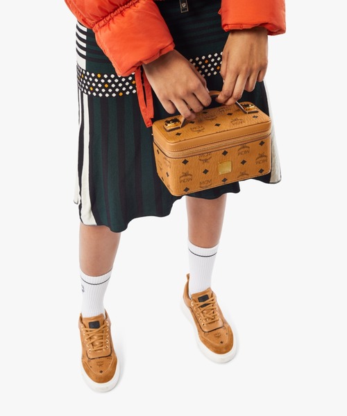 MCM（エムシーエム）の「ROCKSTAR バニティケース - ヴィセトス