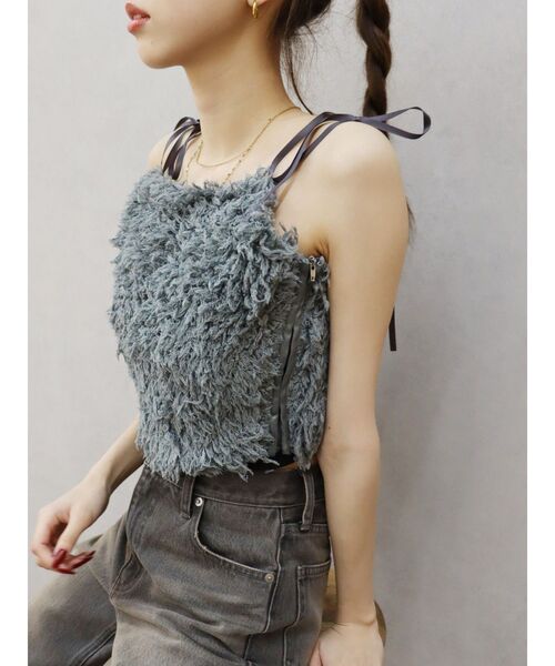 EVRIS(エヴリス)の「シャギーリボンビスチェ【セットアップ着用可能】(キャミソール・レディース・グレー/ブラック・FREE)」の19枚目の写真