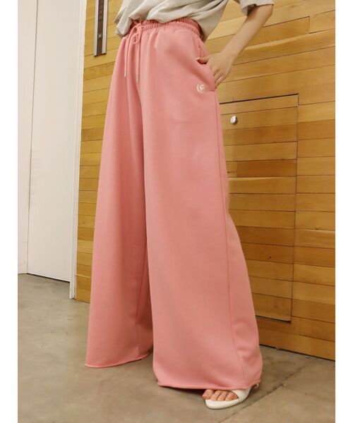 EVRIS（エヴリス）の「スウェットスーパーワイドパンツ（スウェットパンツ・レディース・ホワイト/ピンク/グレー・FREE）」の3枚目の写真