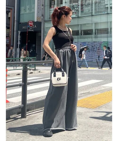 EVRIS（エヴリス）の「スウェットスーパーワイドパンツ