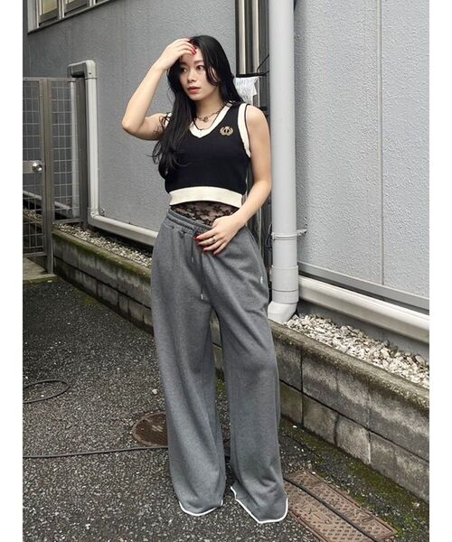 EVRIS（エヴリス）の「スウェットスーパーワイドパンツ