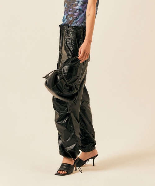 ADDYSONS(アディソンズ)の「buggy cargo pants(カーゴパンツ・レディース・ブラック/シルバー・FREE)」の9枚目の写真