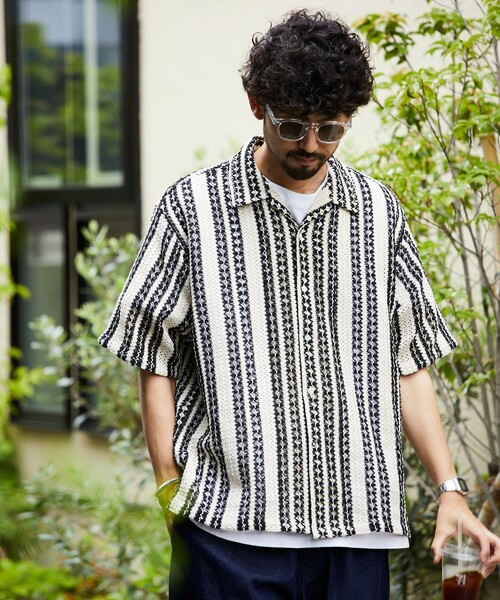 FREAK'S STORE(フリークスストア)の「FREAK’S STORE/フリークスストア インド製 リラックスフィット 総柄レース マルチストライプ ショートスリーブ オープンカラーシャツ(シャツ/ブラウス・メンズ・ブラック/ブルー・MEDIUM/LARGE)」の13枚目の写真