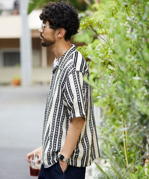 FREAK'S STORE(フリークスストア)の「FREAK’S STORE/フリークスストア インド製 リラックスフィット 総柄レース マルチストライプ ショートスリーブ オープンカラーシャツ(シャツ/ブラウス・メンズ・ブラック/ブルー・MEDIUM/LARGE)」の17枚目の写真