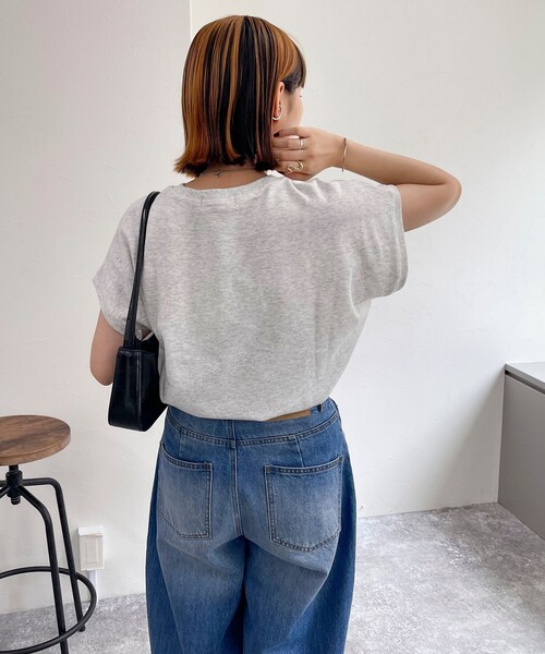 fredy emue（フレディエミュ）の「FR刺繍ミニ裏毛フレンチプルオーバー（Tシャツ/カットソー・レディース・クリーム/ブルー/オフホワイト/ライトグレー・38）」の22枚目の写真