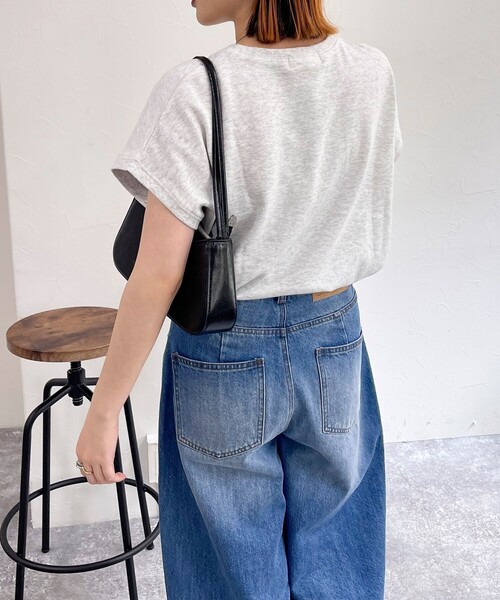 fredy emue（フレディエミュ）の「FR刺繍ミニ裏毛フレンチプルオーバー（Tシャツ/カットソー・レディース・クリーム/ブルー/オフホワイト/ライトグレー・38）」の21枚目の写真