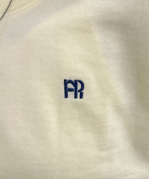 fredy emue（フレディエミュ）の「FR刺繍ミニ裏毛フレンチプルオーバー（Tシャツ/カットソー・レディース・クリーム/ブルー/オフホワイト/ライトグレー・38）」の14枚目の写真